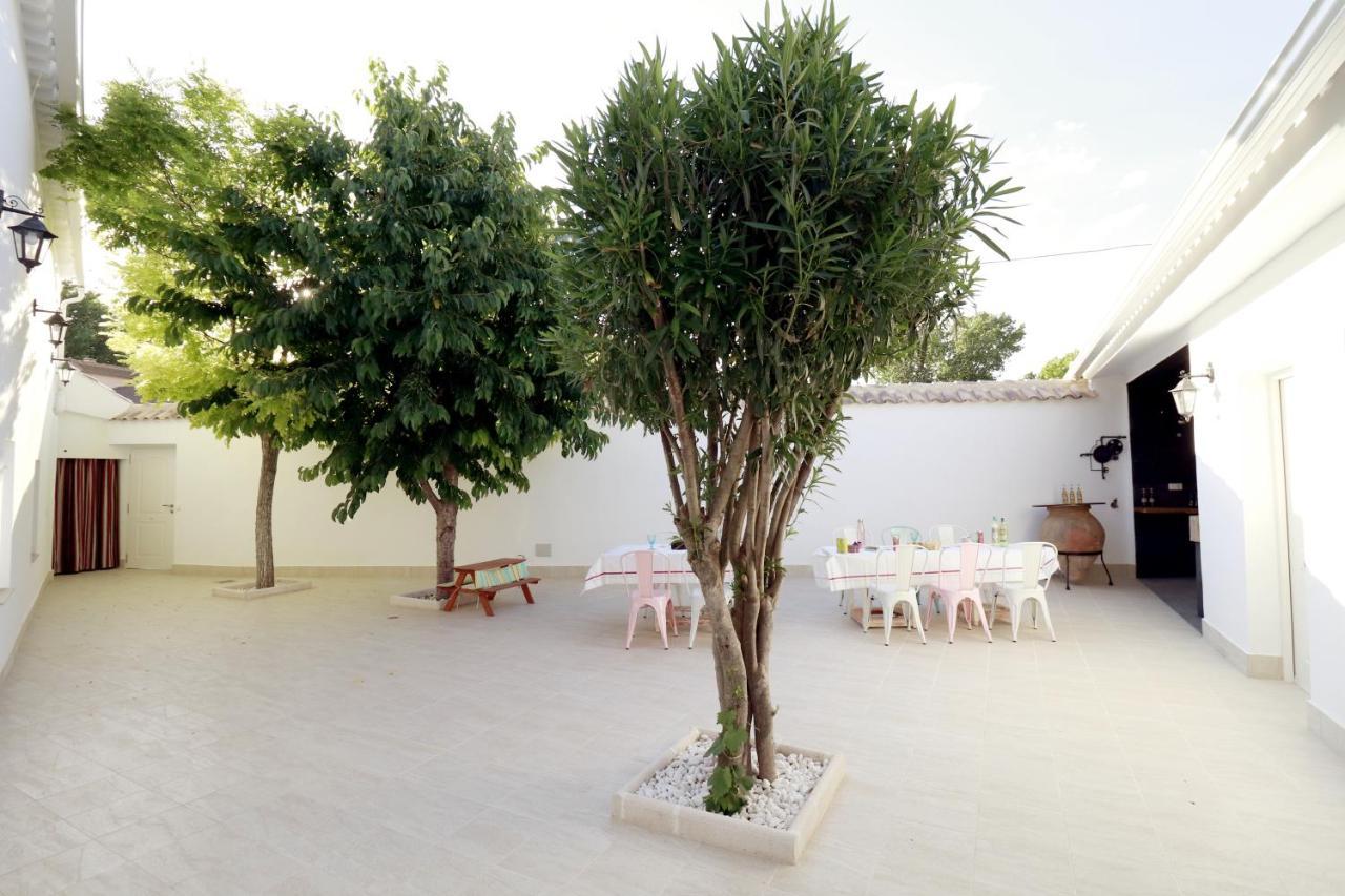 Casa Rural Ideal Para Escapadas Con Barbacoa Y Spa Tinarejos Buitenkant foto